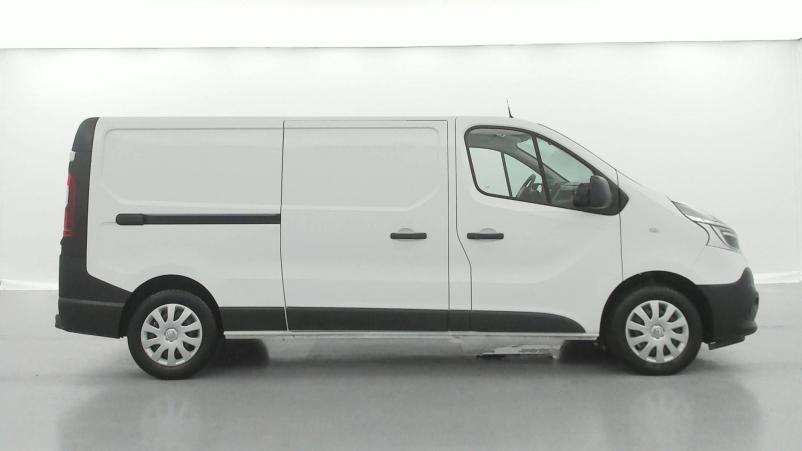 Vente en ligne Renault Trafic 3 Fourgon TRAFIC FGN L2H1 1300 KG DCI 120 au prix de 20 990 €