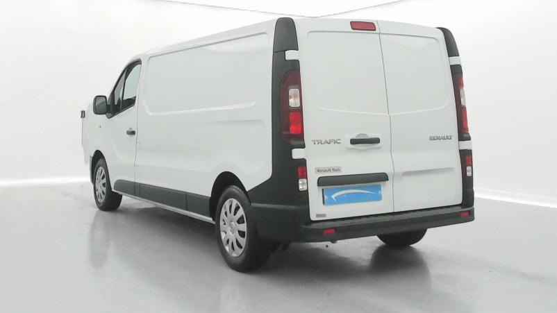 Vente en ligne Renault Trafic 3 Fourgon TRAFIC FGN L2H1 1300 KG DCI 120 au prix de 20 990 €