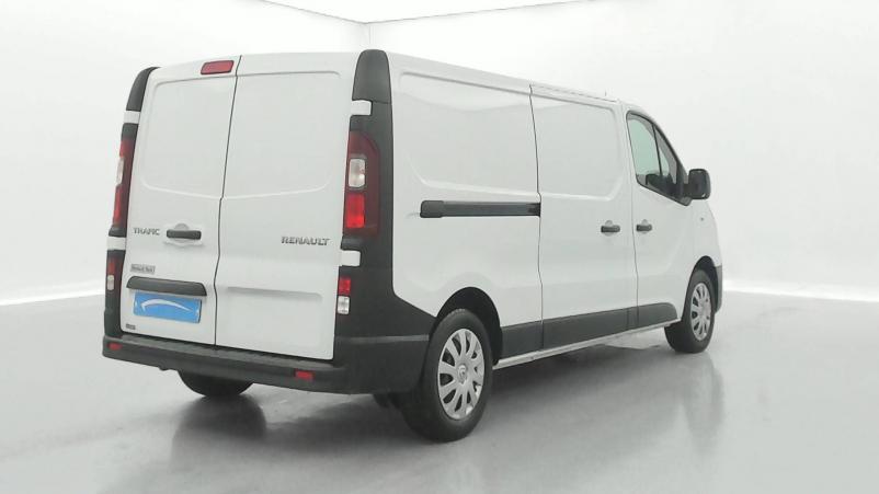 Vente en ligne Renault Trafic 3 Fourgon TRAFIC FGN L2H1 1300 KG DCI 120 au prix de 20 990 €