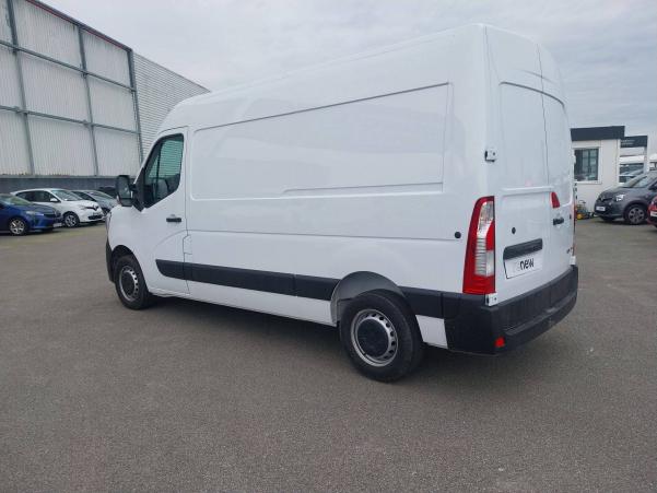 Vente en ligne Renault Master 3 Fourgon MASTER FGN TRAC F3300 L2H2 BLUE DCI 135 au prix de 27 990 €