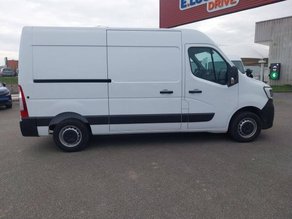 Vente en ligne Renault Master 3 Fourgon MASTER FGN TRAC F3300 L2H2 BLUE DCI 135 au prix de 27 990 €