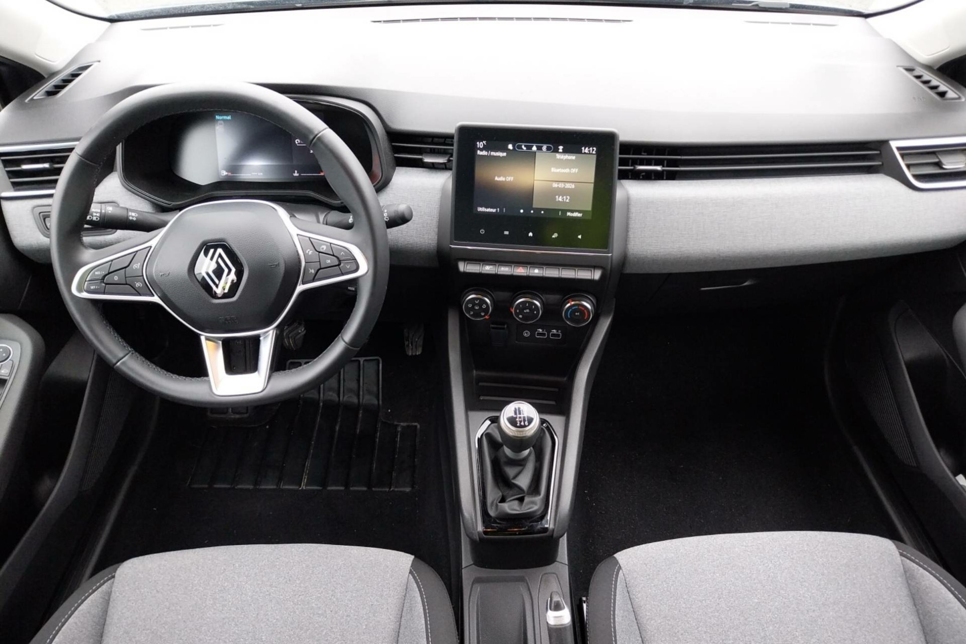 Vente en ligne Renault Clio 5 Clio TCe 90 au prix de 15 790 €