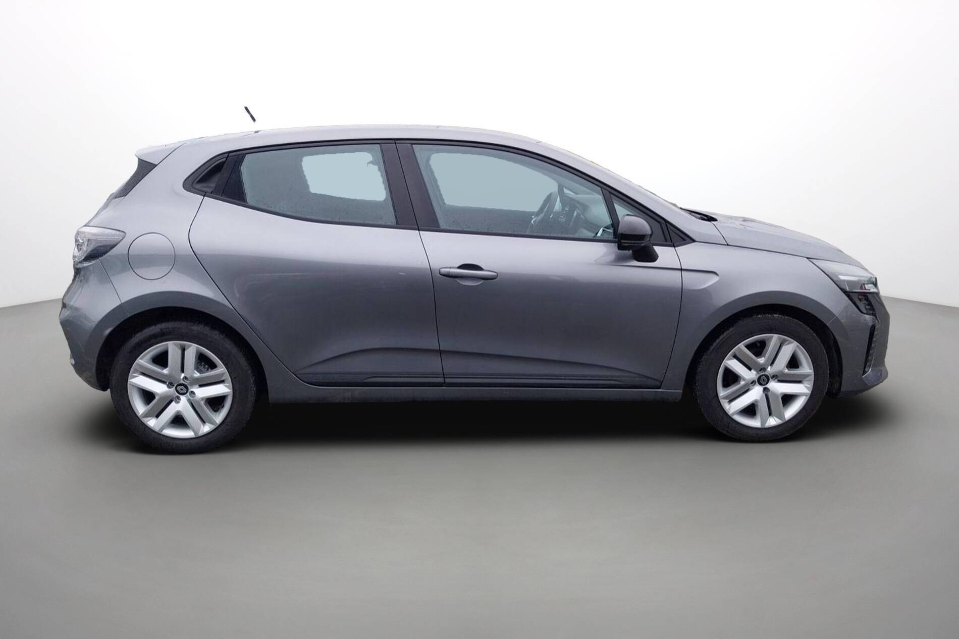 Vente en ligne Renault Clio 5 Clio TCe 90 au prix de 15 790 €