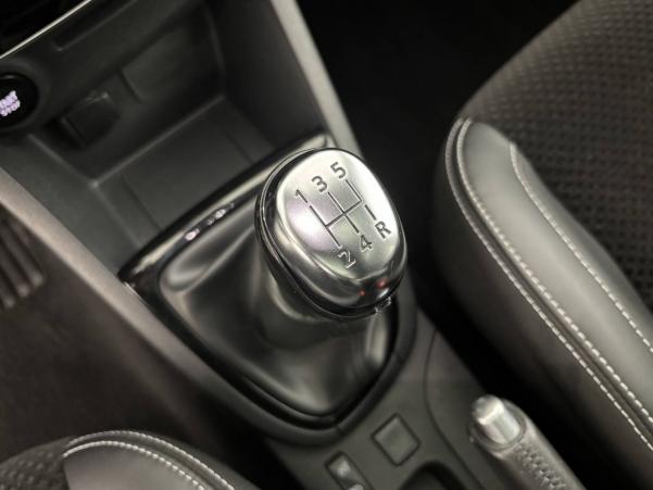 Vente en ligne Renault Clio 4 Estate Clio Estate dCi 90 Energy au prix de 10 490 €