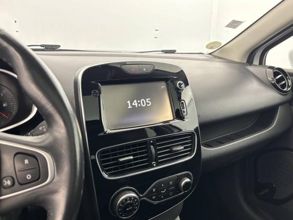 Vente en ligne Renault Clio 4 Estate Clio Estate dCi 90 Energy au prix de 10 490 €
