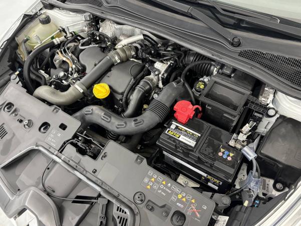Vente en ligne Renault Clio 4 Estate Clio Estate dCi 90 Energy au prix de 10 490 €