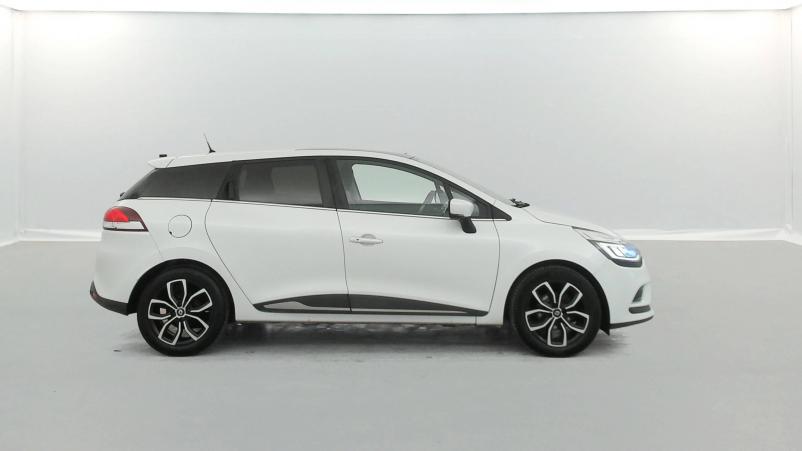 Vente en ligne Renault Clio 4 Estate Clio Estate dCi 90 Energy au prix de 10 490 €