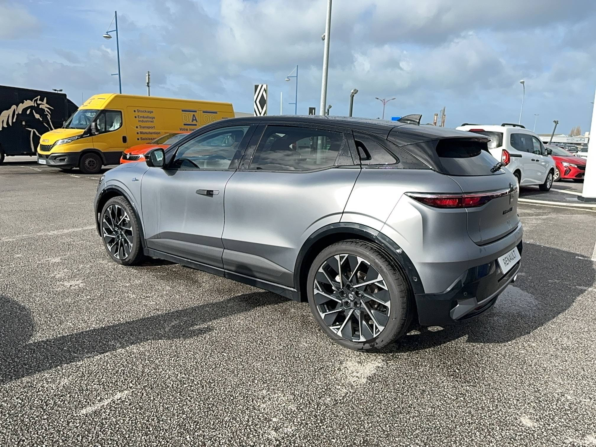 Vente en ligne Renault Megane E-Tech  220 ch autonomie confort au prix de 45 200 €