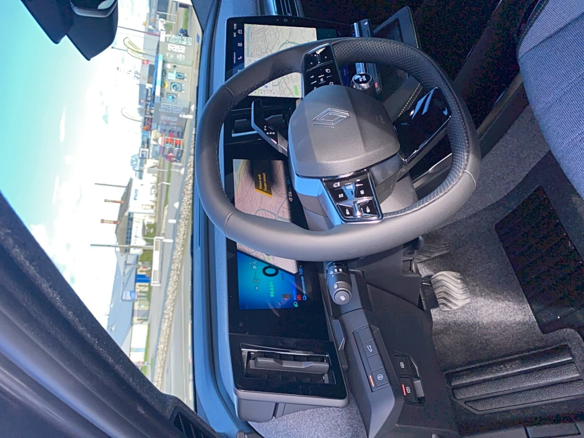 Vente en ligne Renault Scenic E-Tech  220 ch grande autonomie au prix de 44 900 €