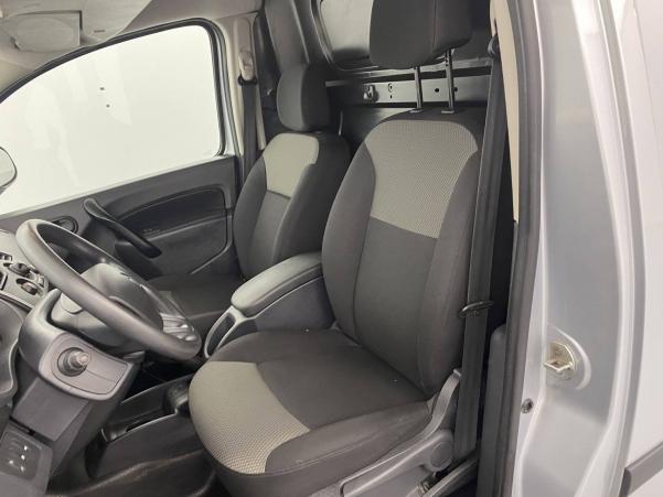 Vente en ligne Renault Kangoo Express  BLUE DCI 95 au prix de 14 990 €