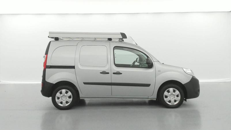 Vente en ligne Renault Kangoo Express  BLUE DCI 95 au prix de 14 990 €