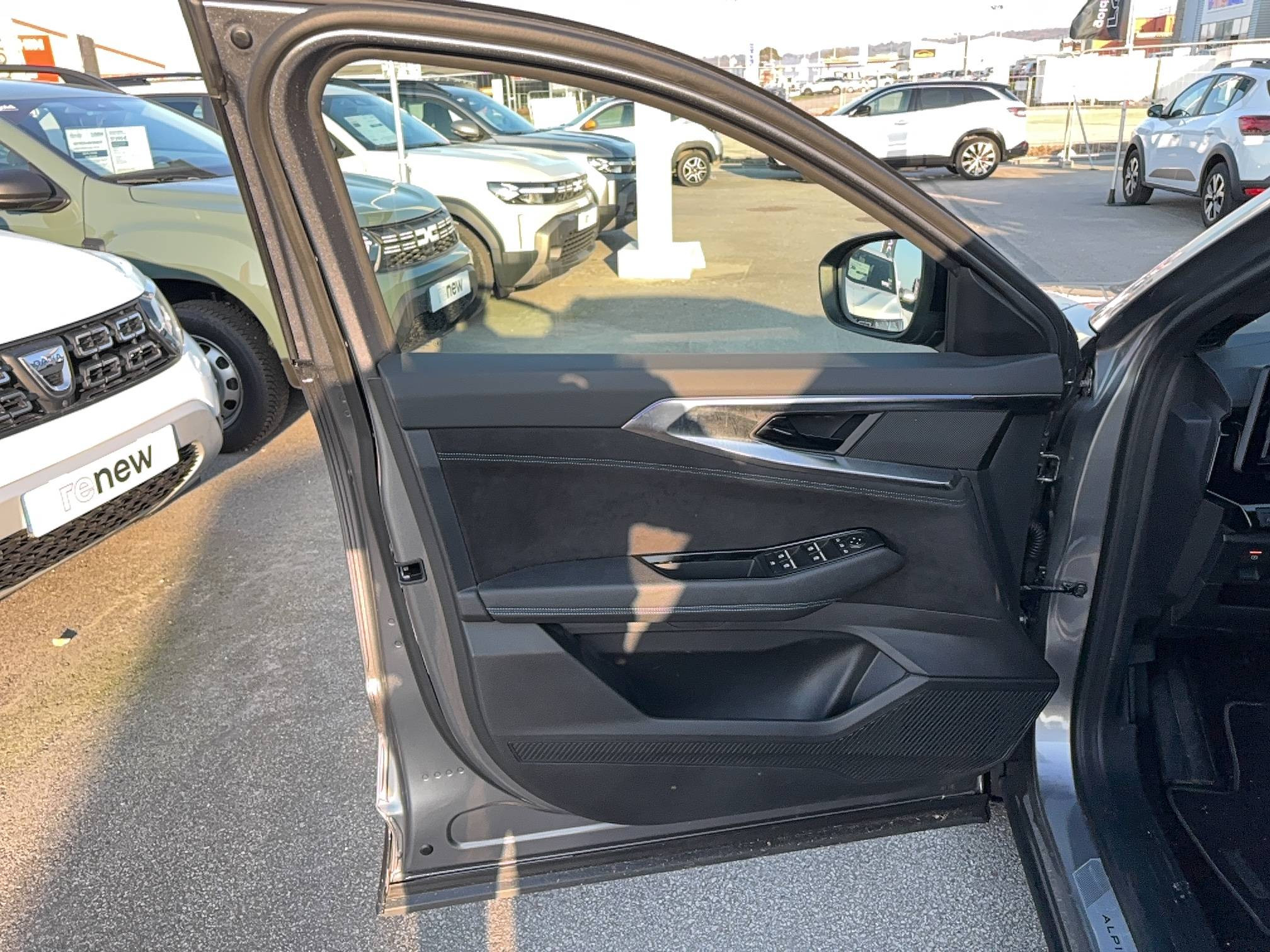 Vente en ligne Renault Austral  E-Tech hybrid 200 au prix de 28 990 €