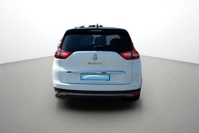 Vente en ligne Renault Grand Scenic 4 Grand Scenic TCe 160 EDC au prix de 26 990 €