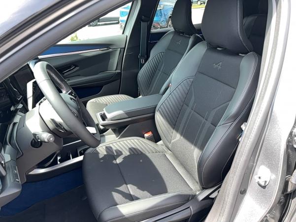 Vente en ligne Renault Scenic E-Tech  220 ch grande autonomie au prix de 45 900 €