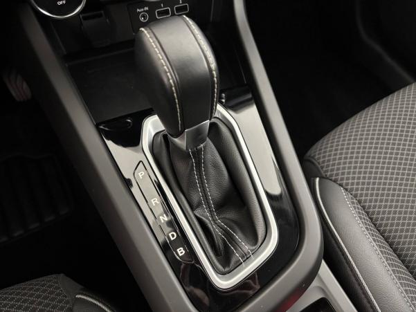Vente en ligne Renault Arkana  E-Tech hybride 145 - 22 au prix de 23 990 €
