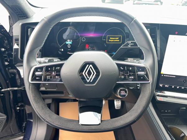 Vente en ligne Renault Espace Espace E-Tech hybrid 200 au prix de 40 490 €