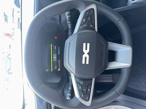 Vente en ligne Dacia Duster  Hybrid 140 4x2 au prix de 28 800 €