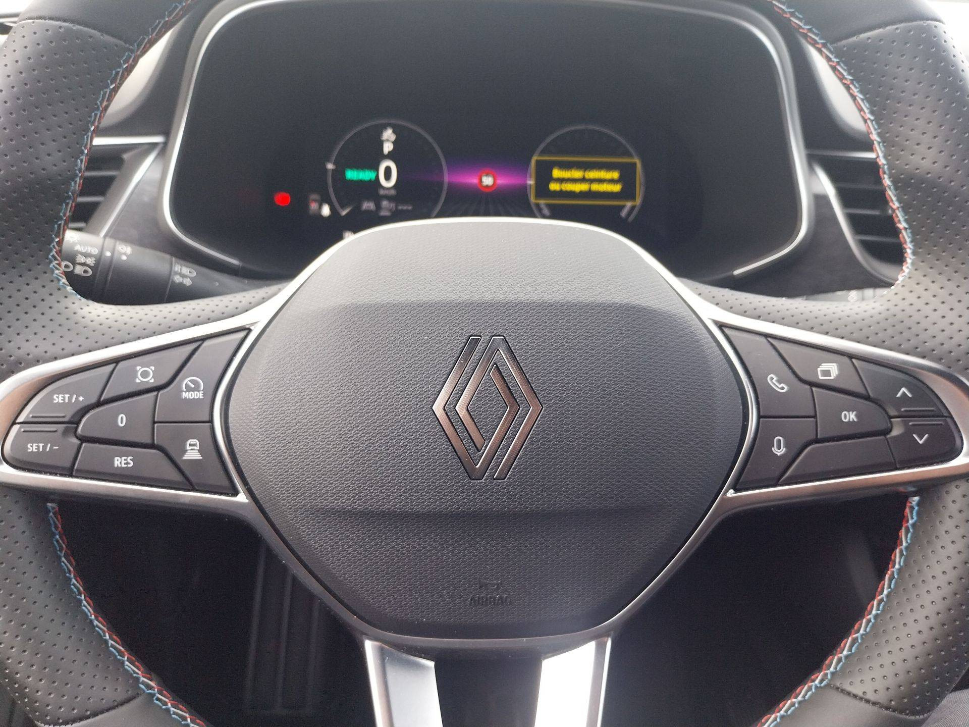 Vente en ligne Renault Arkana  E-Tech full hybrid 145 GSR2 au prix de 30 890 €