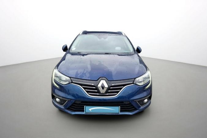 Vente en ligne Renault Megane 4 Estate Mégane IV Estate TCe 140 FAP au prix de 14 290 €