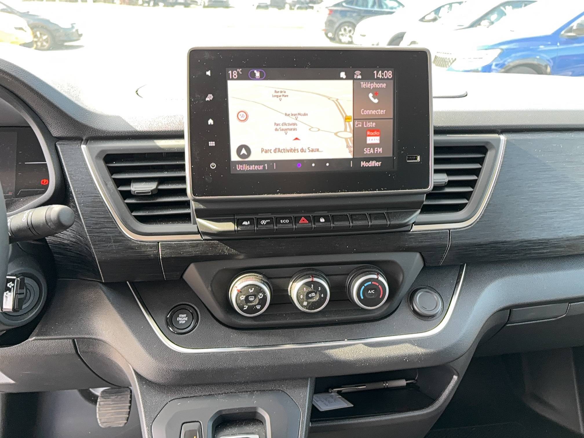 Vente en ligne Renault Trafic Cabine Approfondie TRAFIC CA L1H1 3T BLUE DCI 150 AUTO au prix de 35 900 €