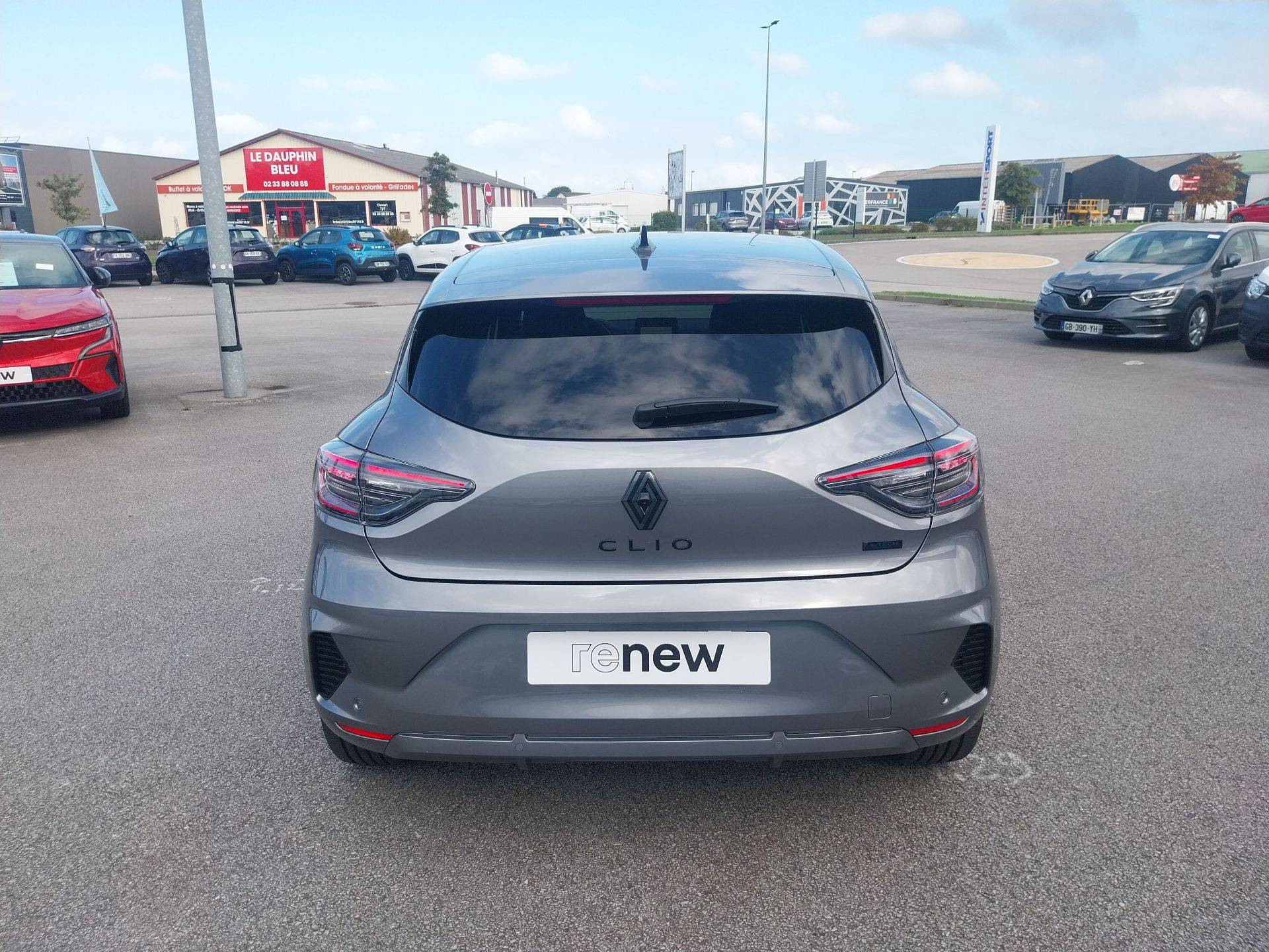 Vente en ligne Renault Clio 5 Clio E-Tech full hybrid 145 ch GSR2 au prix de 24 490 €