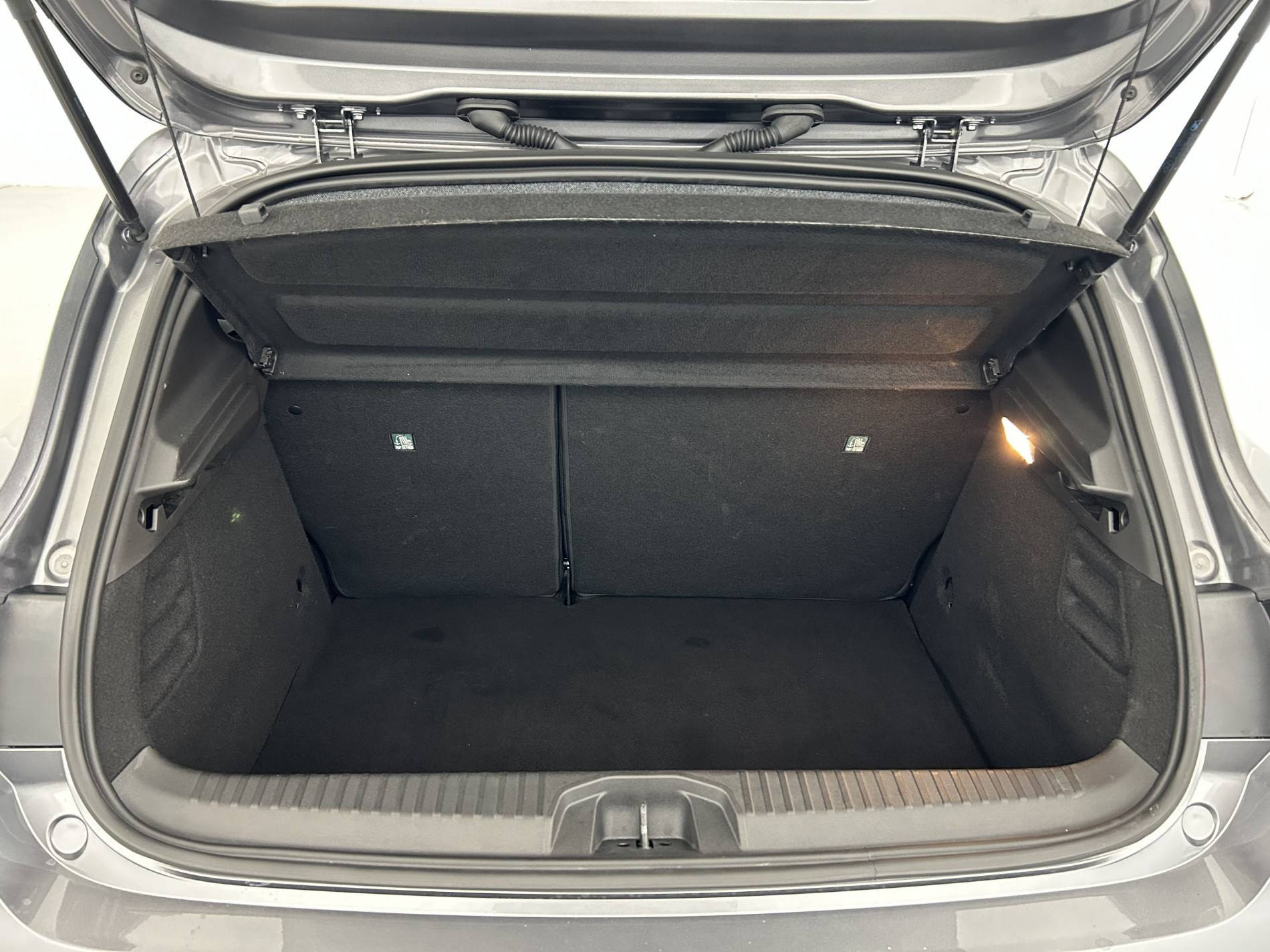 Vente en ligne Renault Clio 5 Clio E-Tech full hybrid 145 au prix de 19 790 €