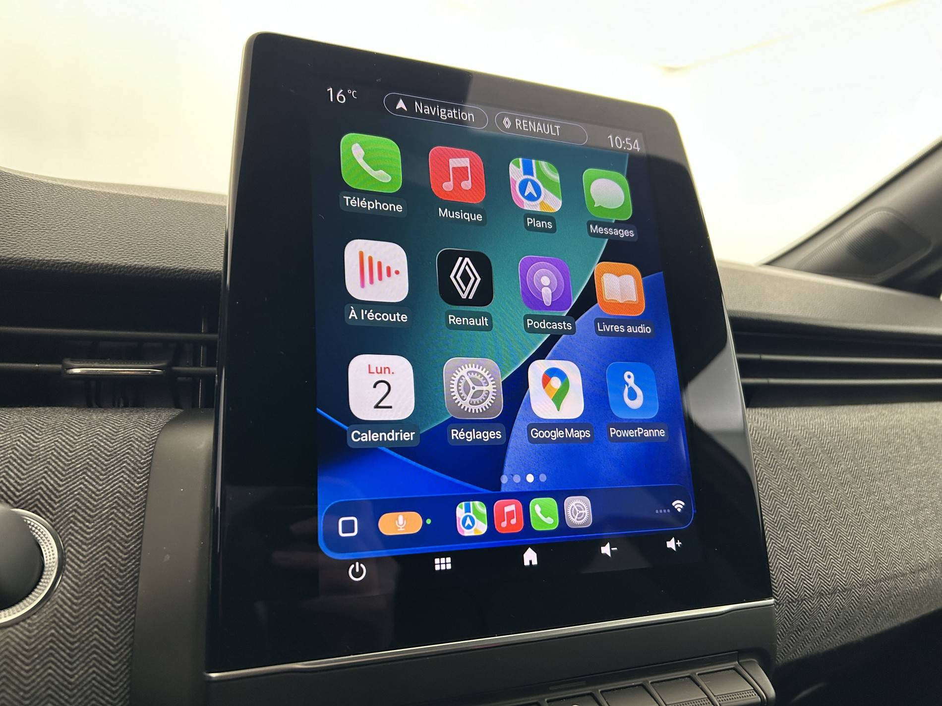 Vente en ligne Renault Clio 5 Clio E-Tech full hybrid 145 au prix de 19 790 €