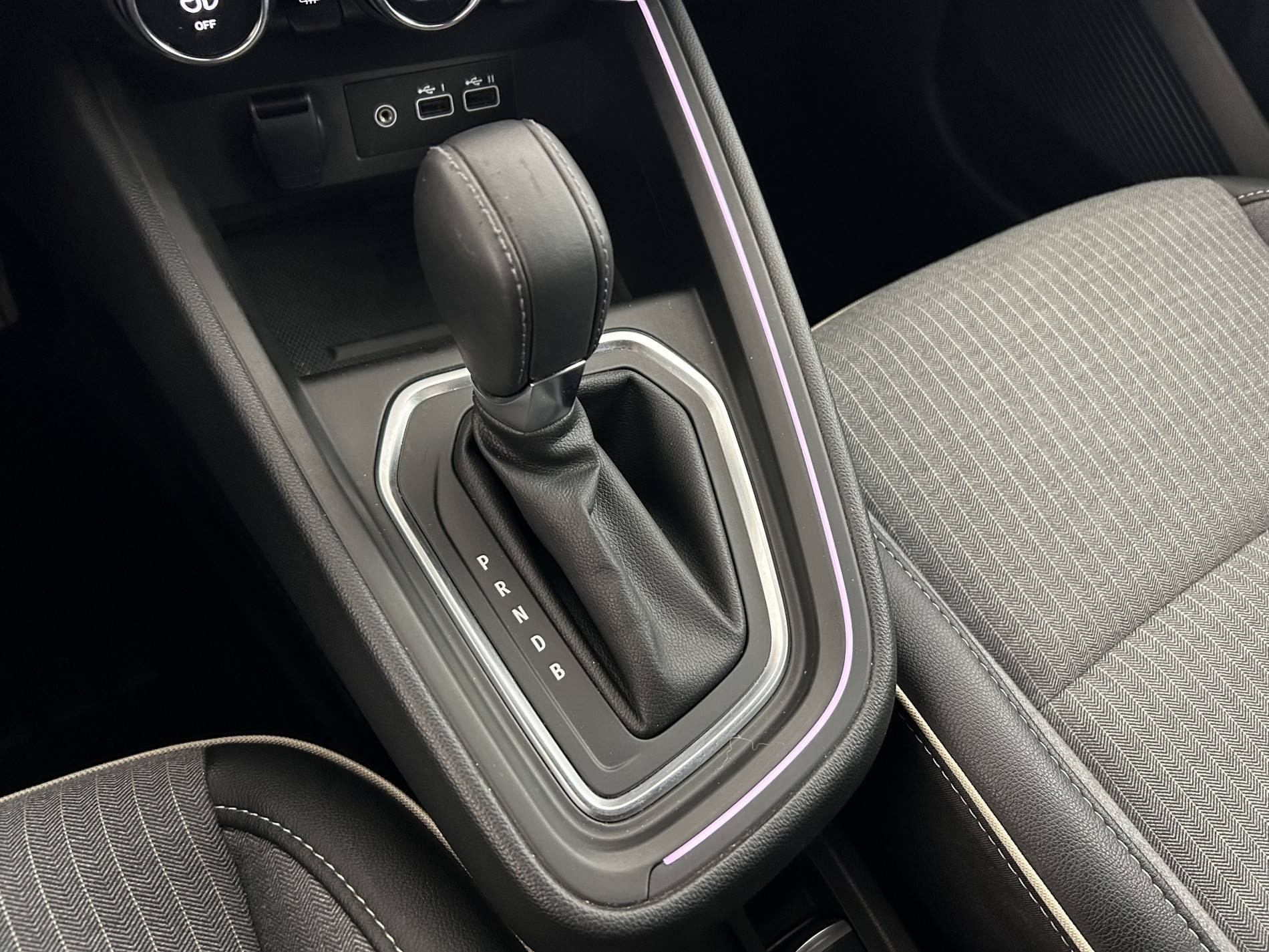 Vente en ligne Renault Clio 5 Clio E-Tech full hybrid 145 au prix de 19 790 €