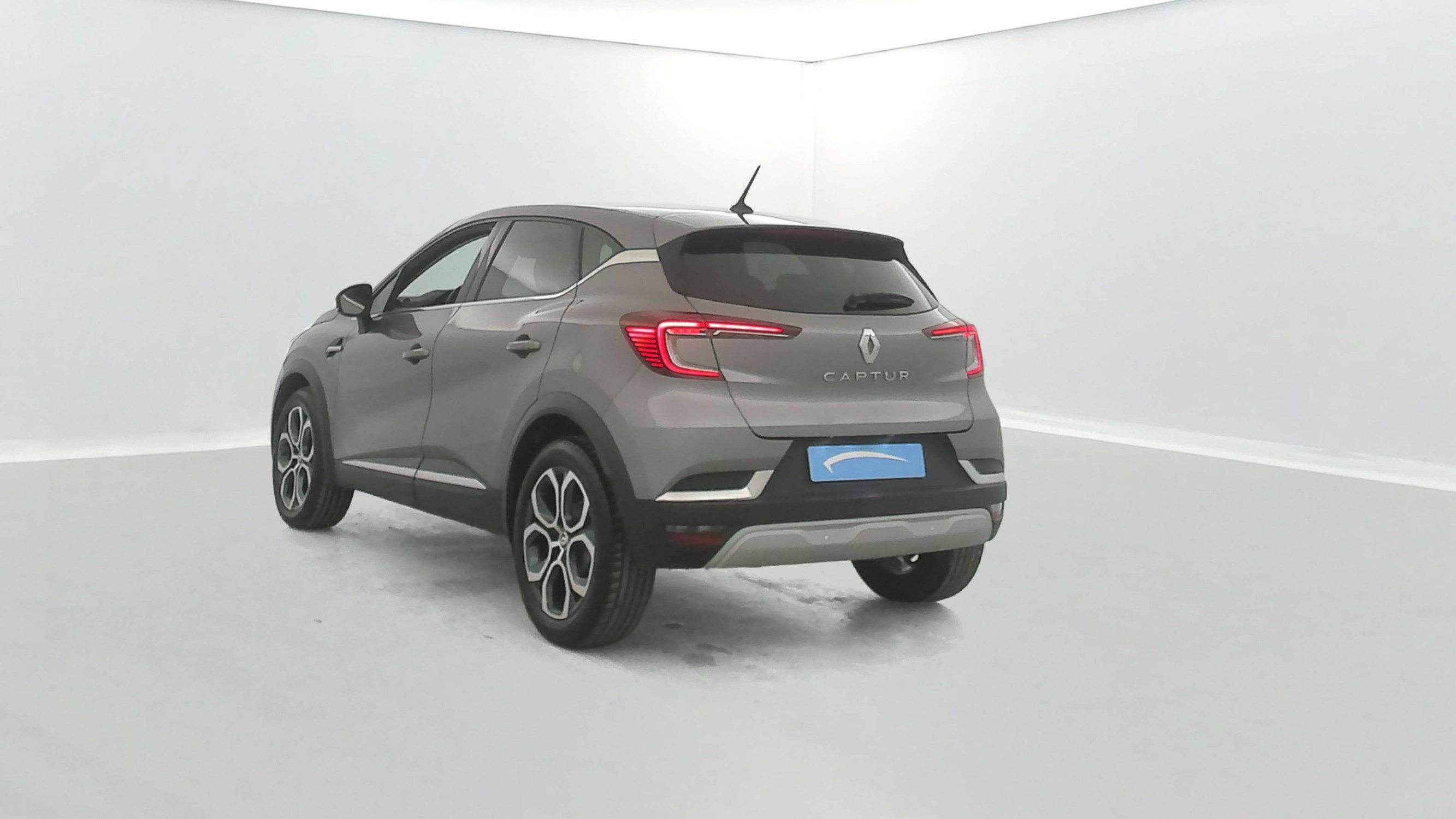 Vente en ligne Renault Captur  TCe 140 - 21 au prix de 17 990 €