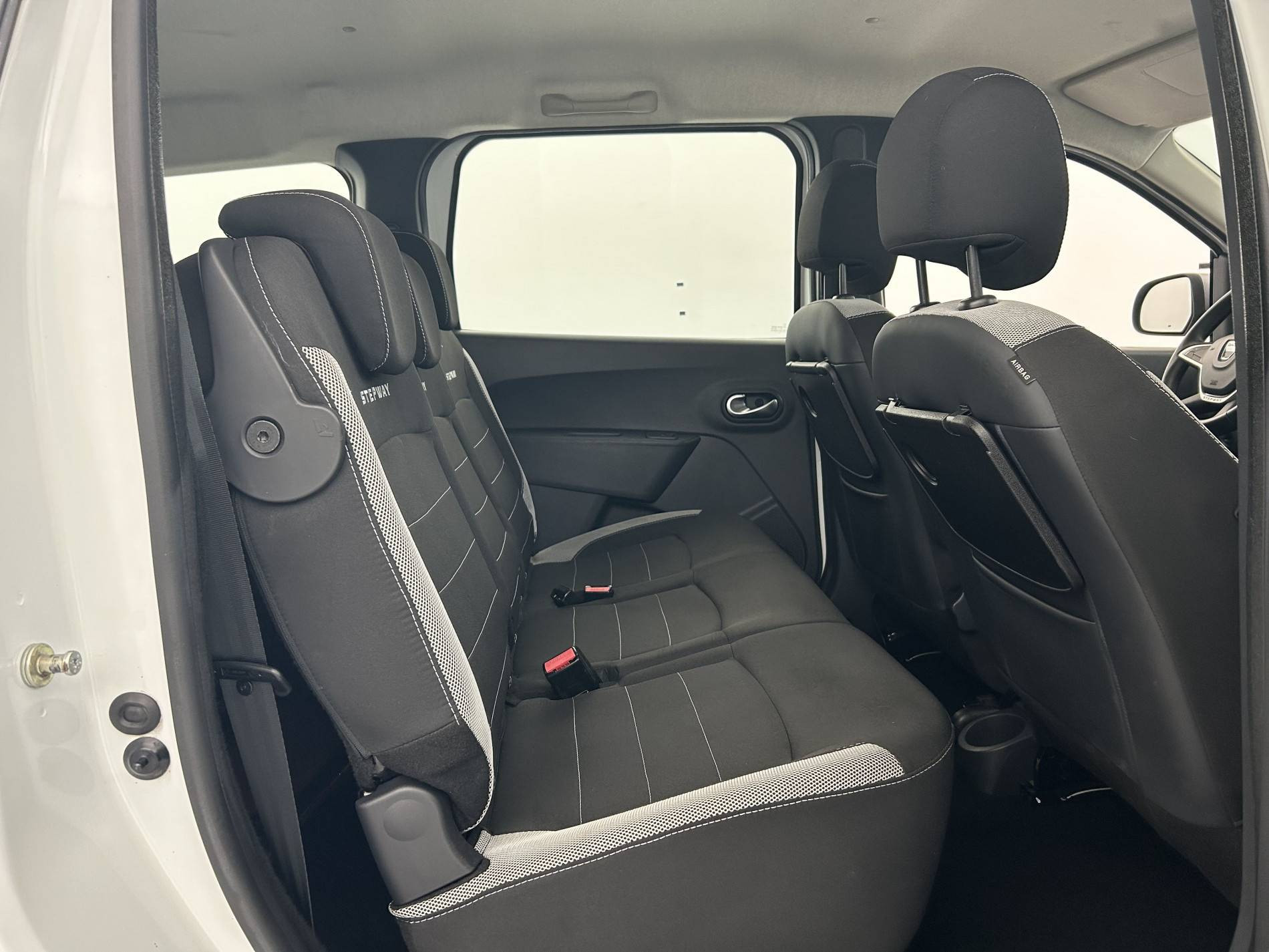 Vente en ligne Dacia Lodgy  TCe 115 5 places au prix de 11 790 €