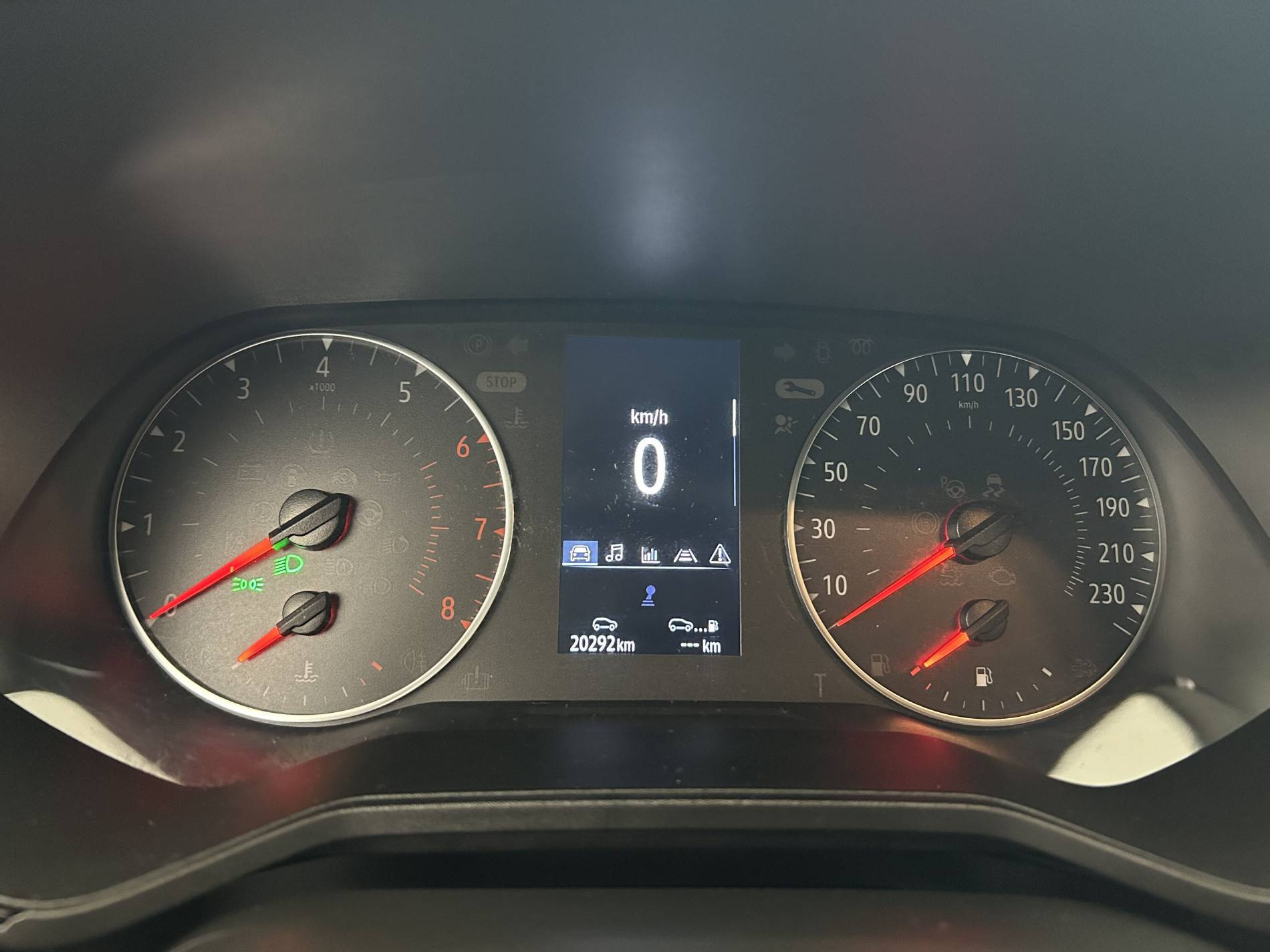 Vente en ligne Renault Clio 5 Clio TCe 90 au prix de 14 490 €