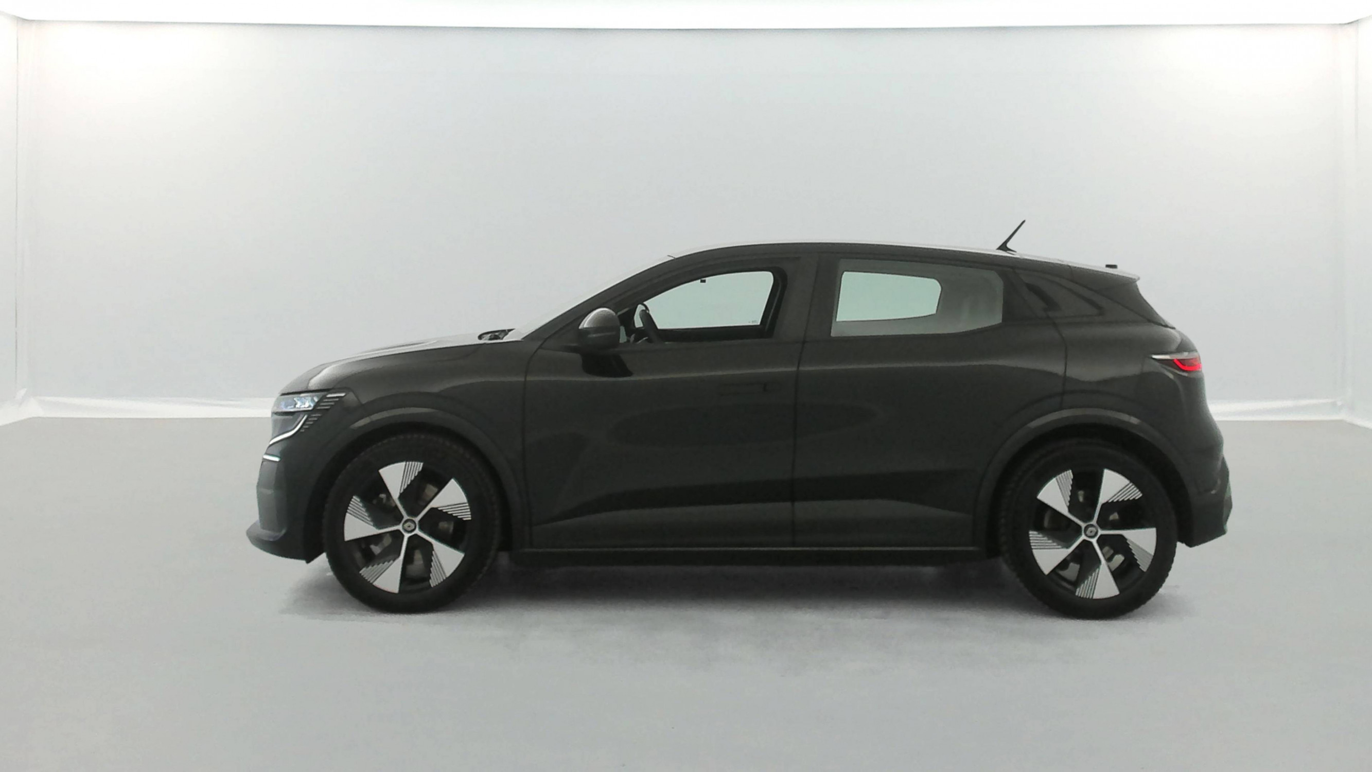 Vente en ligne Renault Megane E-Tech  EV40 130ch standard charge au prix de 18 190 €