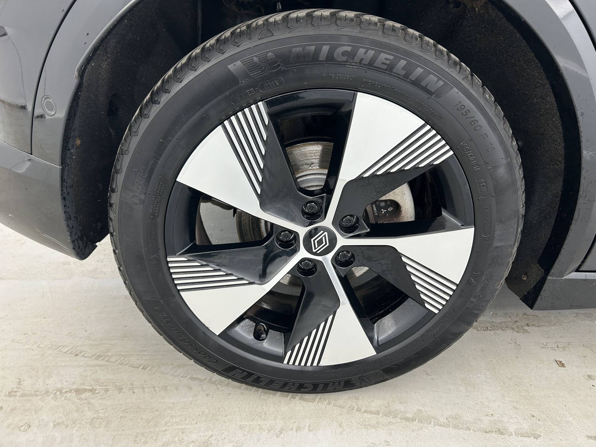 Vente en ligne Renault Megane E-Tech  EV40 130ch standard charge au prix de 18 190 €