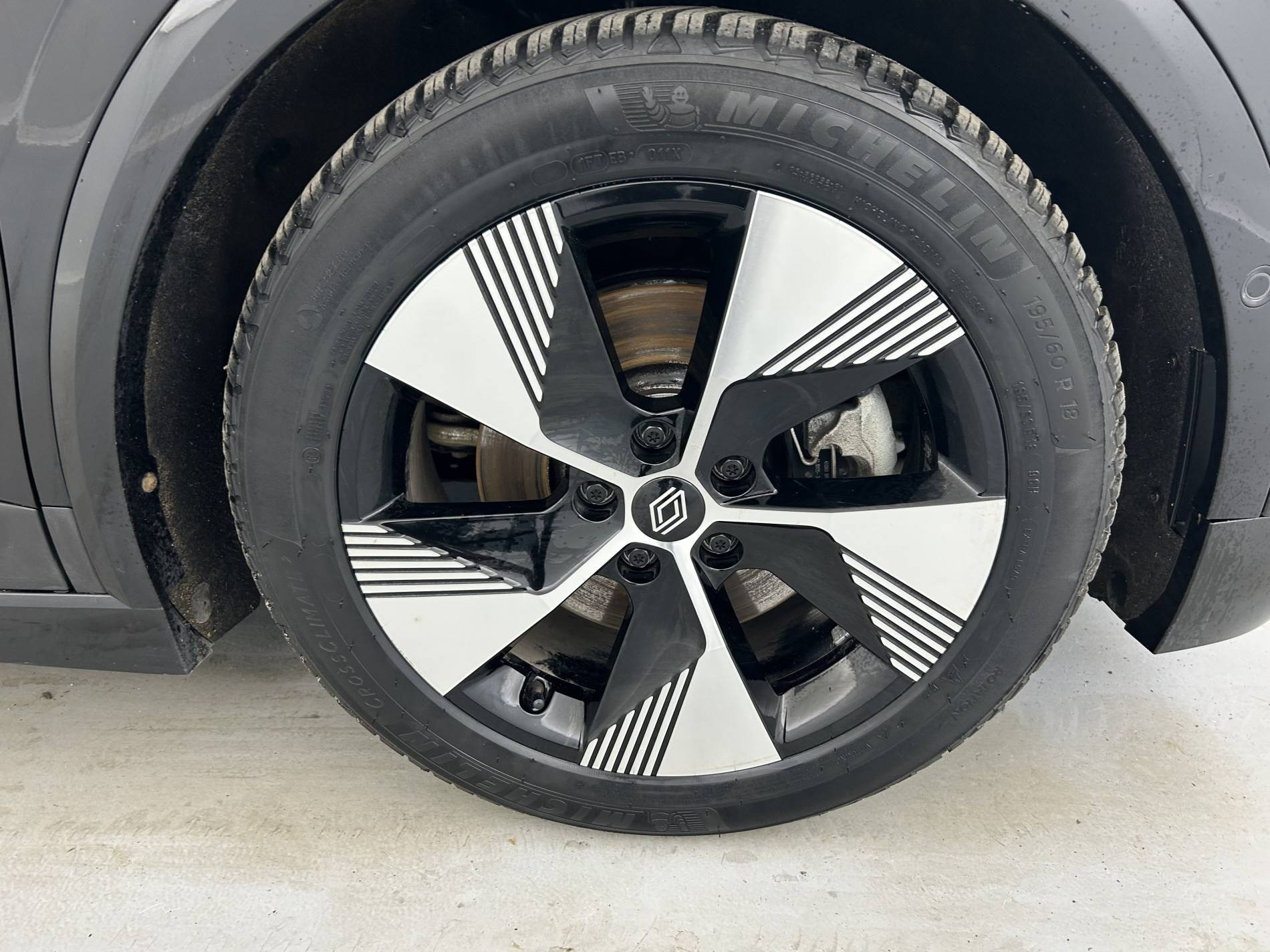 Vente en ligne Renault Megane E-Tech  EV40 130ch standard charge au prix de 18 190 €