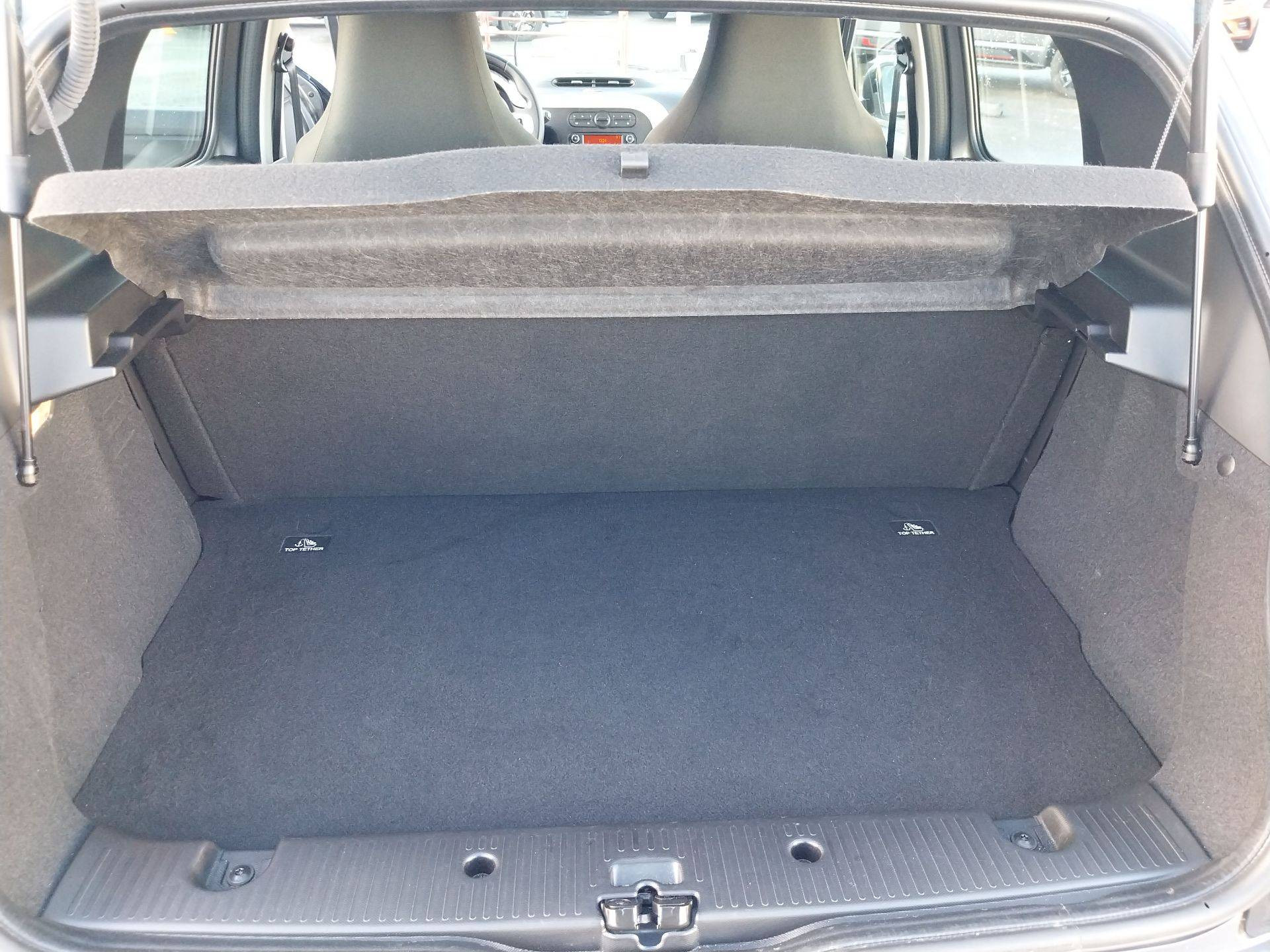 Vente en ligne Renault Twingo Electrique Twingo III E-Tech au prix de 12 990 €