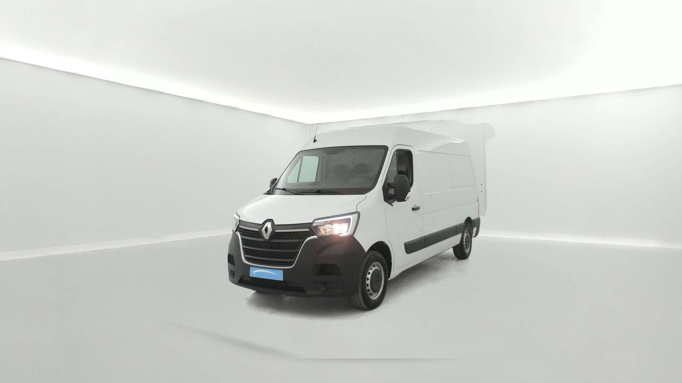 Renault Master Fourgon MASTER FGN TRAC F3500 L2H2 BLUE DCI 135 occasion de 2023 en vente à Cherbourg