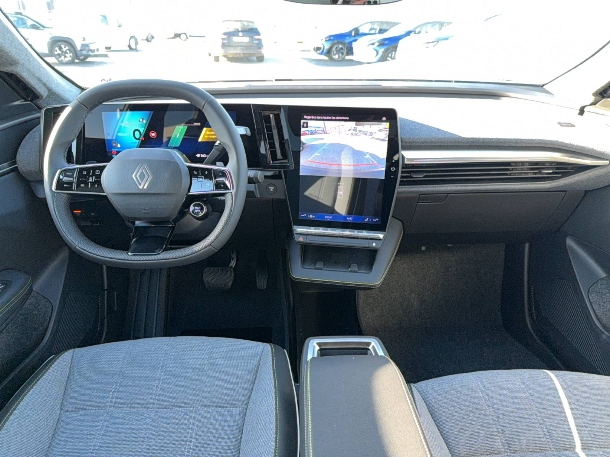 Vente en ligne Renault Scenic E-Tech  220 ch grande autonomie au prix de 44 900 €