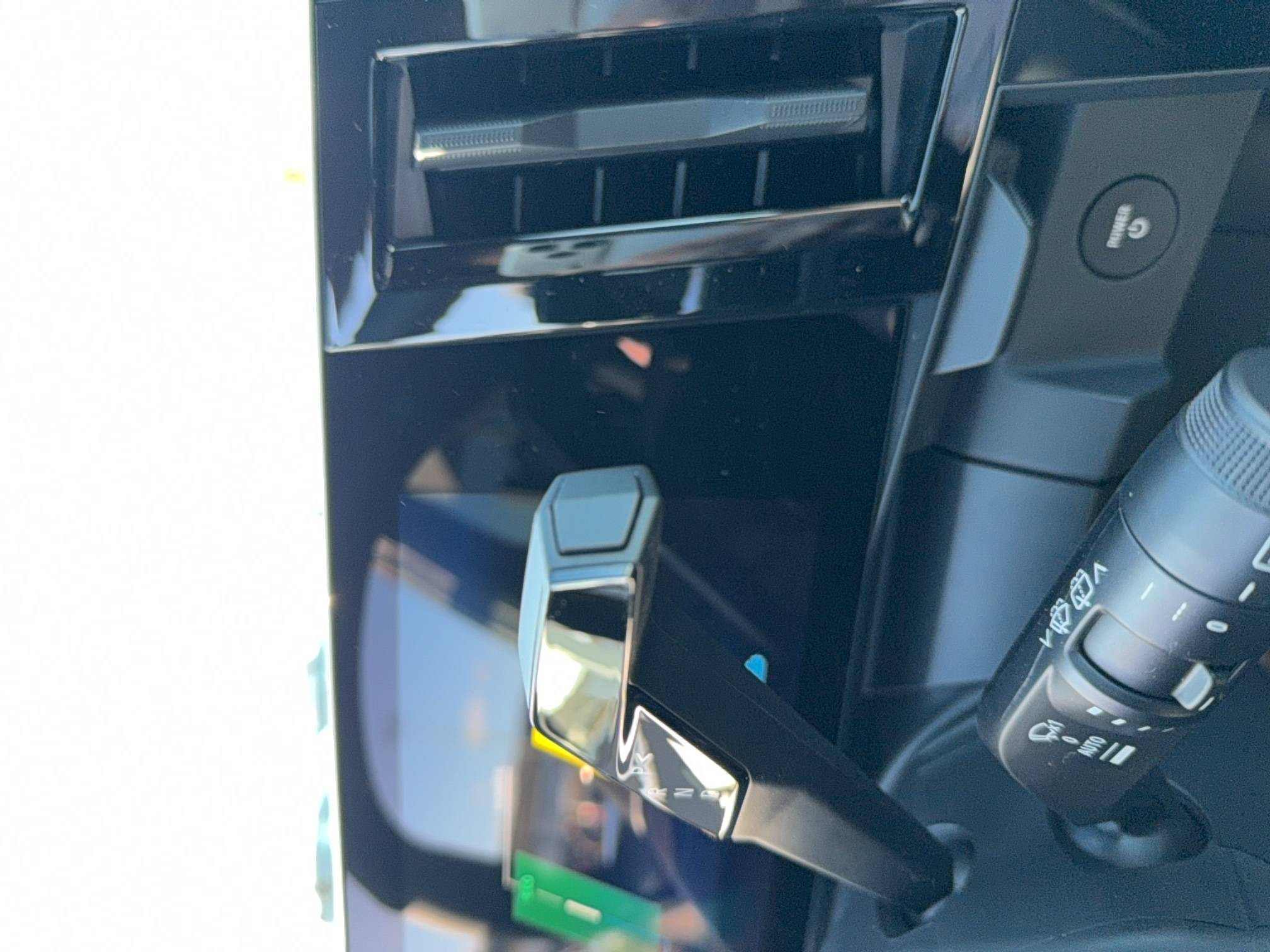 Vente en ligne Renault Scenic E-Tech  220 ch grande autonomie au prix de 44 900 €