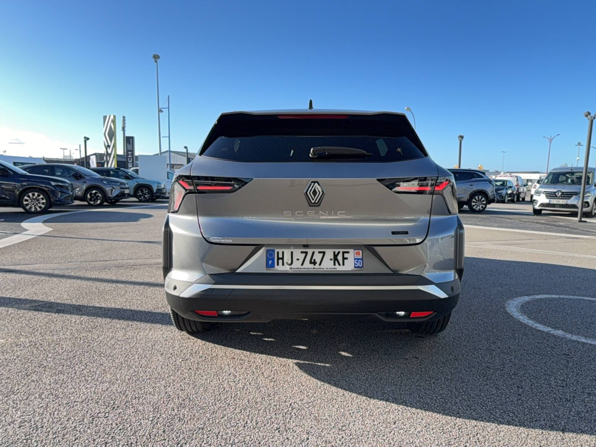 Vente en ligne Renault Scenic E-Tech  220 ch grande autonomie au prix de 44 900 €