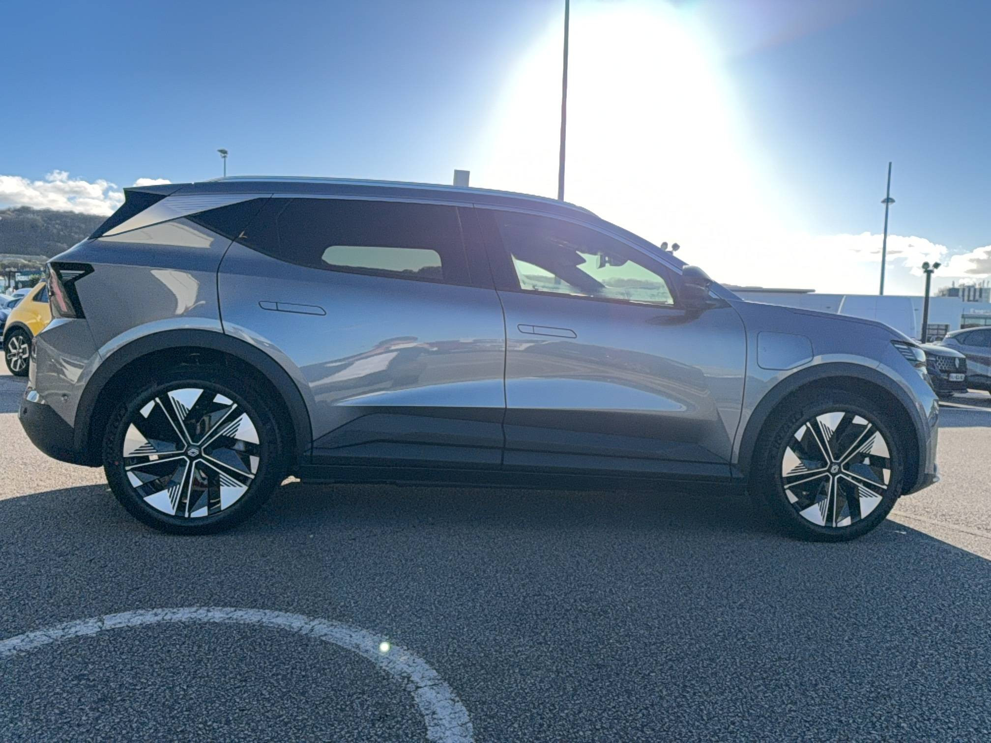 Vente en ligne Renault Scenic E-Tech  220 ch grande autonomie au prix de 44 900 €