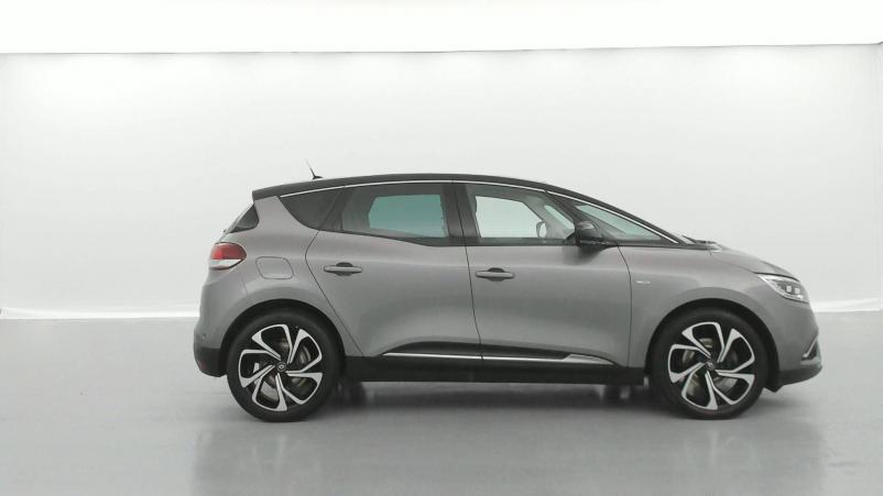 Vente en ligne Renault Scenic 4 Scenic Blue dCi 120 EDC au prix de 20 490 €