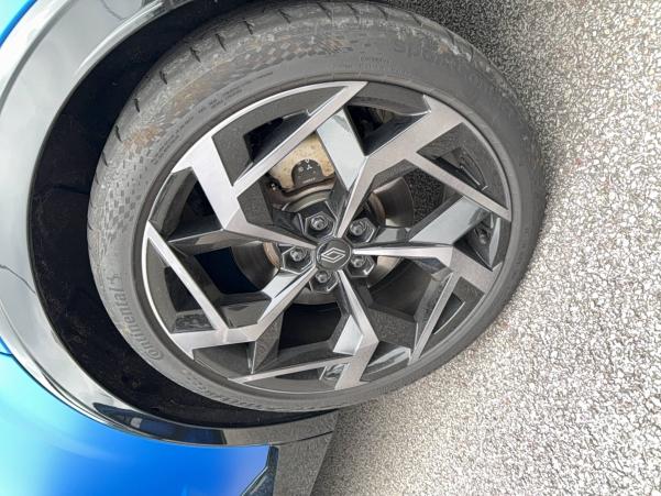 Vente en ligne Renault Rafale  E-Tech 4x4 300 au prix de 54 900 €