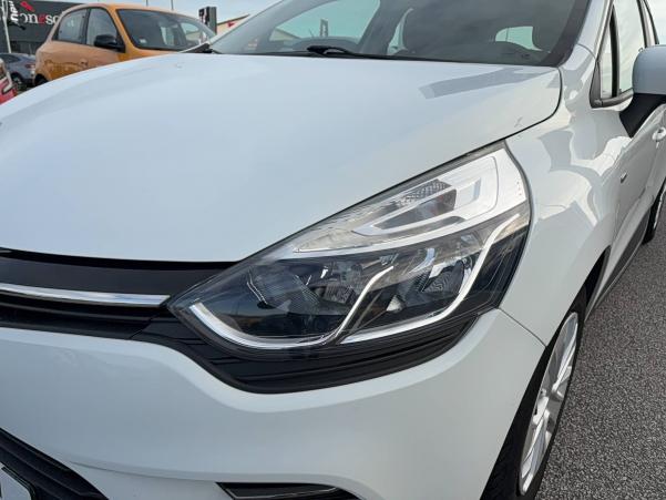 Vente en ligne Renault Clio 4 Clio TCe 75 E6C au prix de 11 990 €