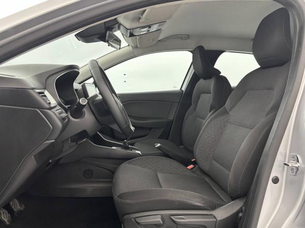 Vente en ligne Renault Clio 5 CLIO SOCIETE BLUE DCI 85 au prix de 12 650 €