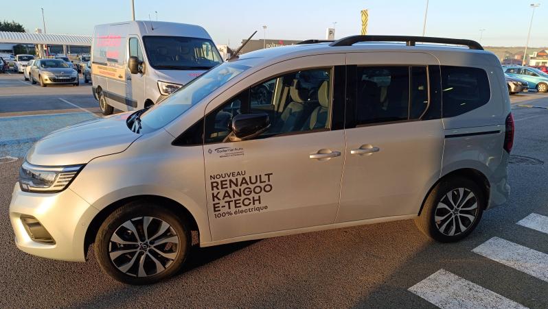 Vente en ligne Renault Kangoo E-Tech  EV45 DC 80kW au prix de 27 900 €