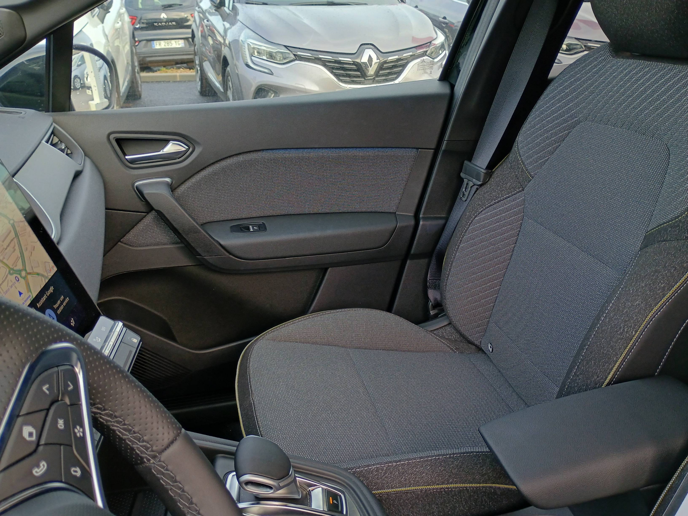 Vente en ligne Renault Symbioz  E-Tech full hybrid 145 au prix de 28 790 €