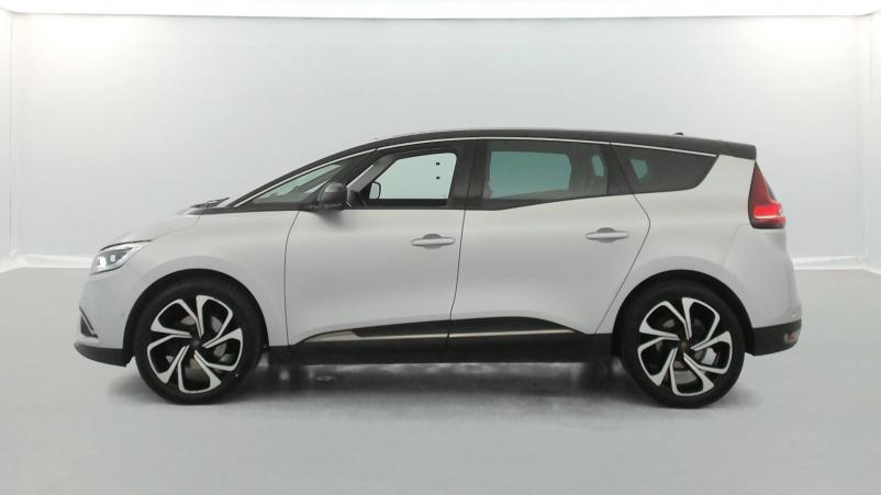 Vente en ligne Renault Grand Scenic 4 Grand Scenic Blue dCi 120 au prix de 19 690 €