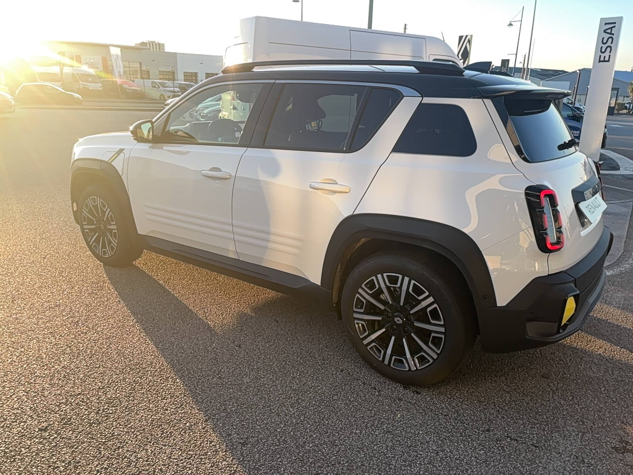 Vente en ligne Renault R4 E-Tech  150 ch autonomie confort au prix de 38 190 €