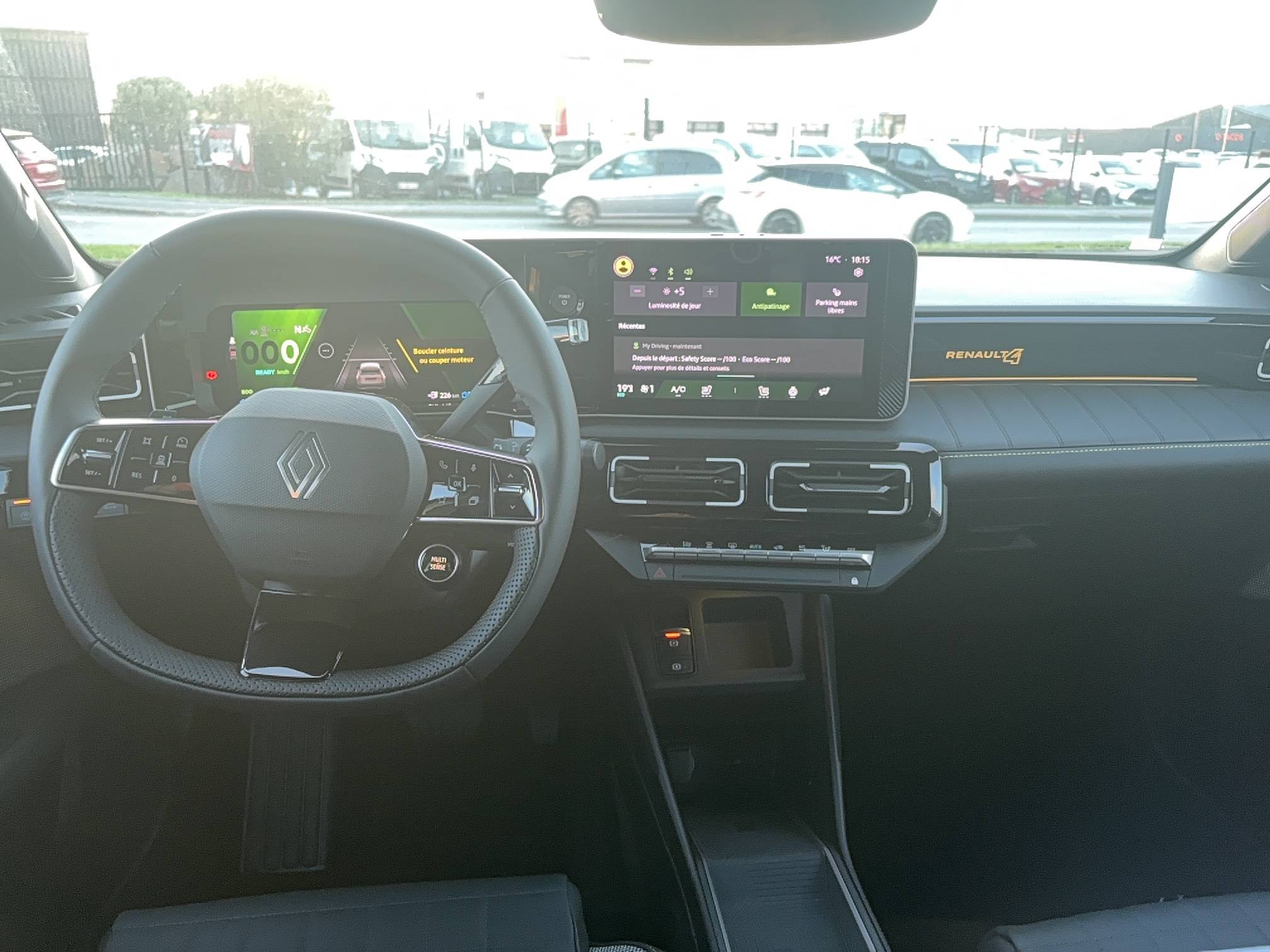 Vente en ligne Renault R4 E-Tech  150 ch autonomie confort au prix de 38 190 €