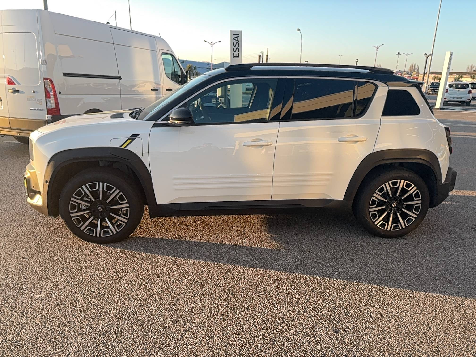 Vente en ligne Renault R4 E-Tech  150 ch autonomie confort au prix de 38 190 €